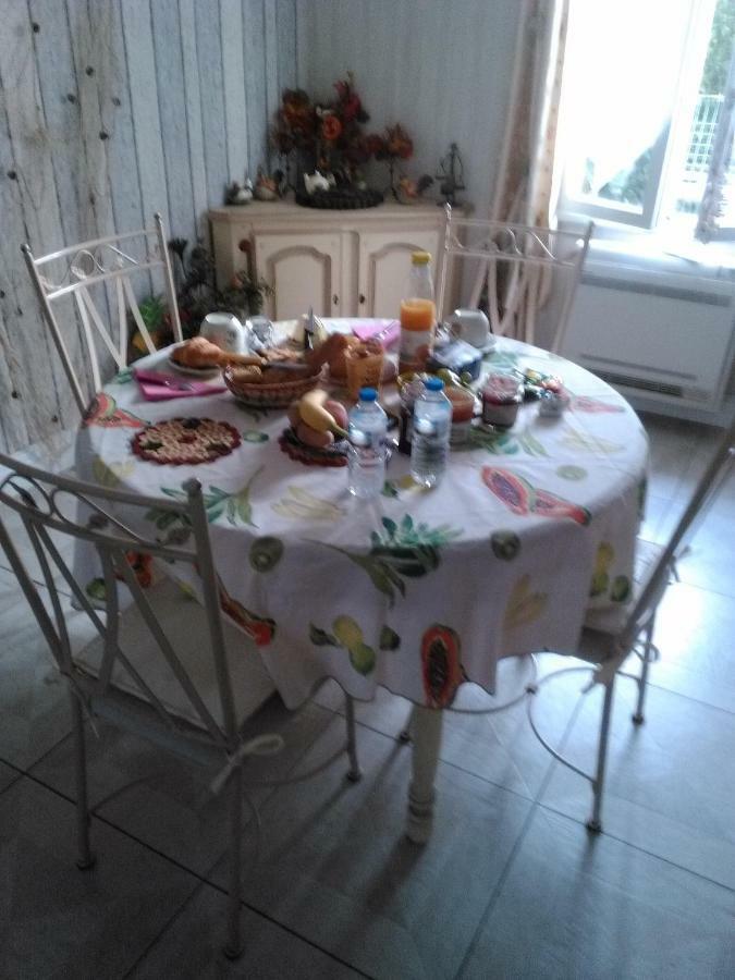 Chambre Chez L'Habitant Ambares-et-Lagrave Exteriér fotografie